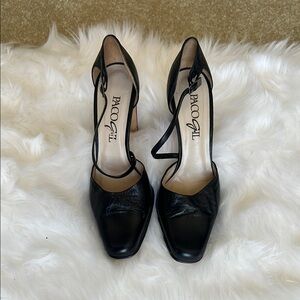 Vintage Paco Gil Black High Heels with Graceful Silhouette